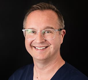 Dr Stephen Pitt